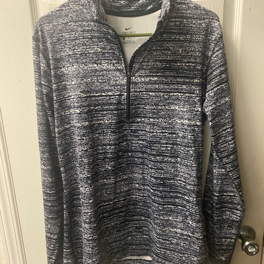 Nike drifit long sleeve shirt xl